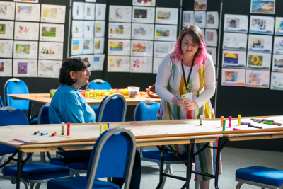 Hannah Forrest leads an Art Workshop at HiiD Edinburgh 2024.