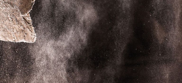 Asbestos dust in air